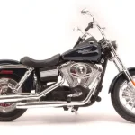Azonnali szállítás Harley Davidson FXDBI Dyna Street Bob 2006 motor modell