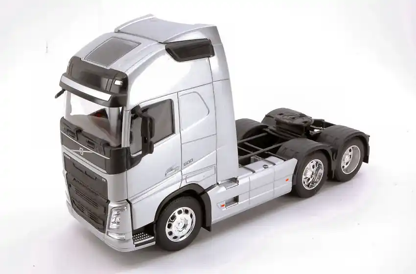 Volvo FH 500 3-tengelyes 2016 kamion modell Gyors kiszállítás