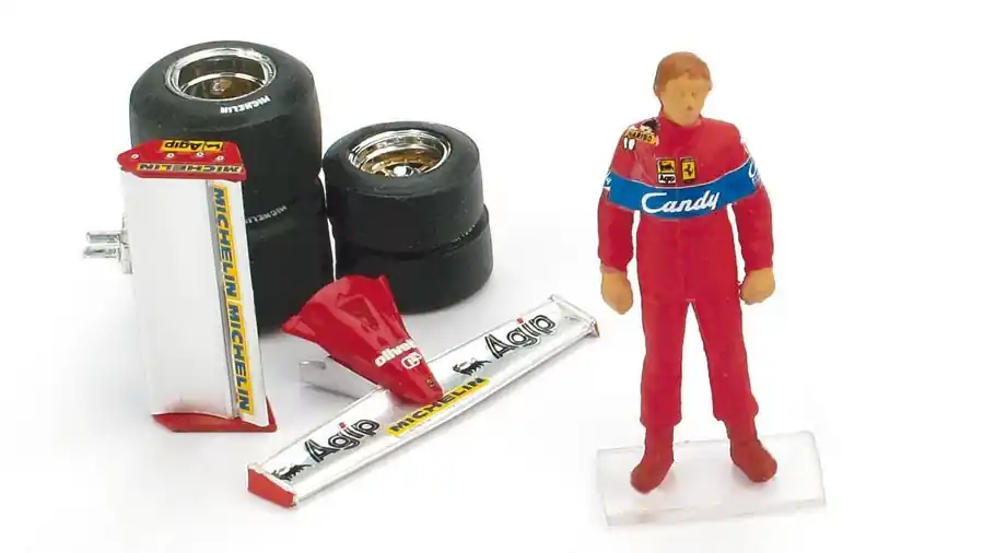Brumm Didier Pironi figura Ferrari F1 126CK 1981 + első és hátsó szárnyak + gumik 1 43 Olcsóbb