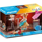 Akciós ár Playmobil Family Fun Country énekesnő (71184)